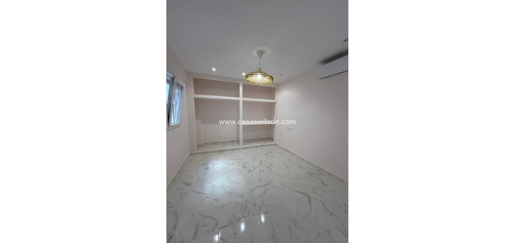 Sale - Apartment - Torrevieja - Centro