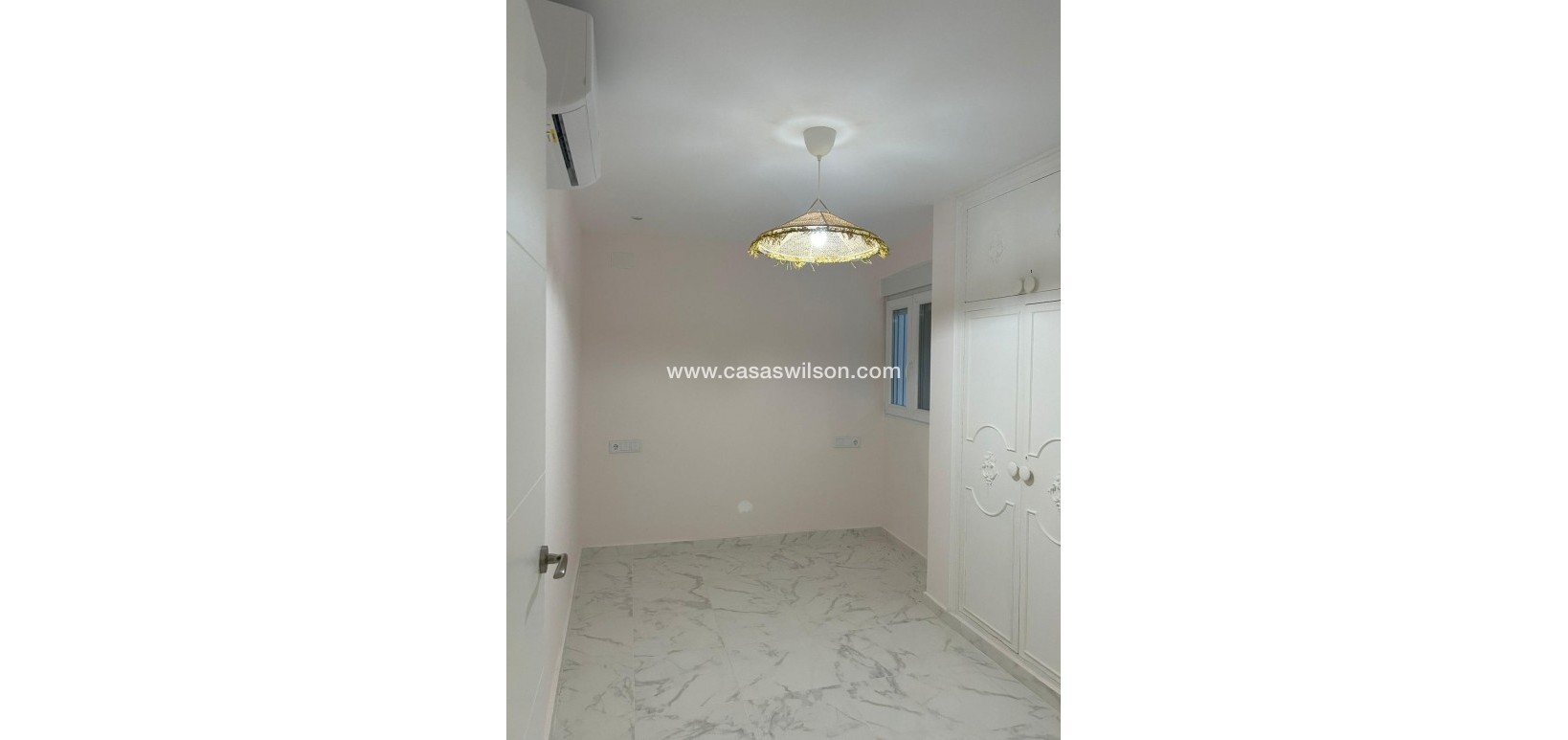 Sale - Apartment - Torrevieja - Centro