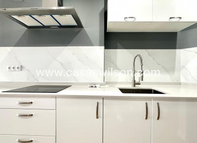 Sale - Appartement - Torrevieja - La Mata pueblo