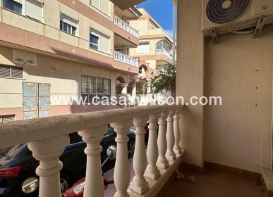Sale - Appartement - Torrevieja - La Mata pueblo