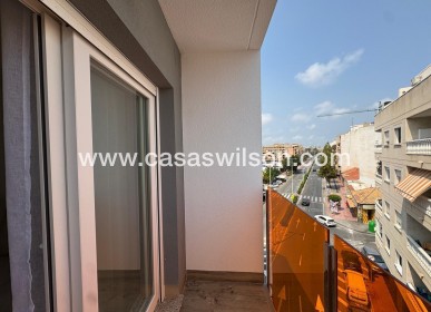 Sale - Apartment - Torrevieja - Centro