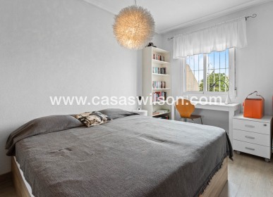 Sale - Apartment - Torrevieja - Costa Blanca