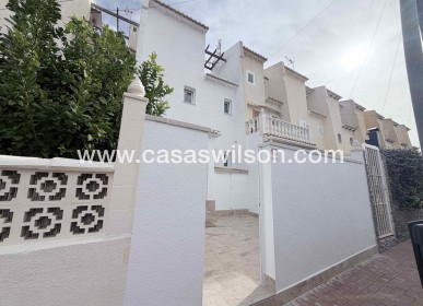 Sale - Townhouse - Torrevieja - Costa Blanca