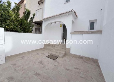 Sale - Townhouse - Torrevieja - Costa Blanca
