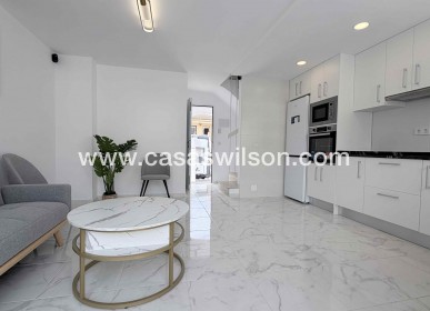 Sale - Townhouse - Torrevieja - Costa Blanca