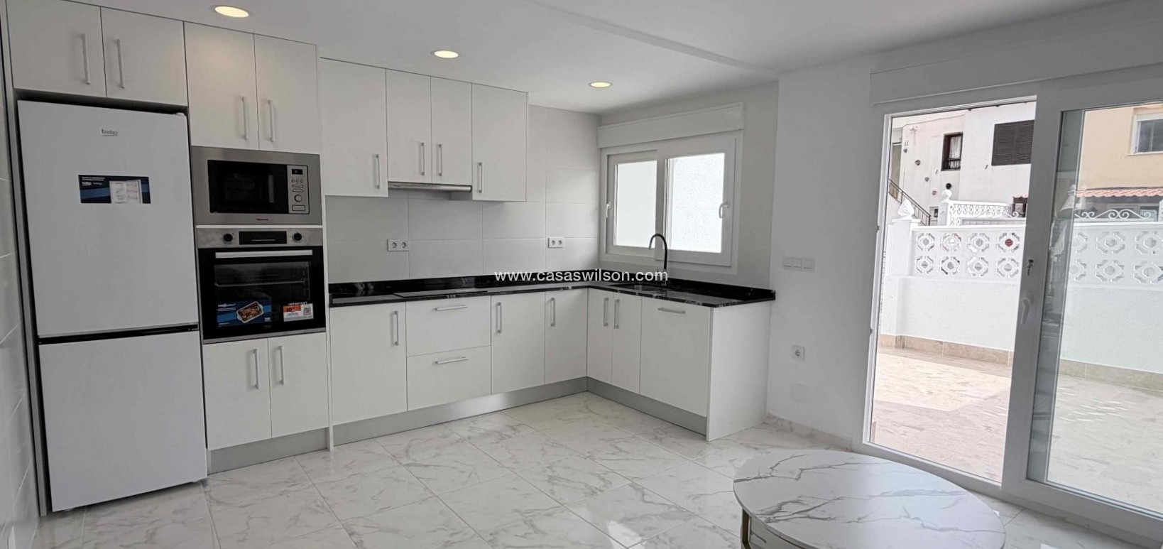 Sale - Townhouse - Torrevieja - Costa Blanca