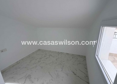 Sale - Townhouse - Torrevieja - Costa Blanca