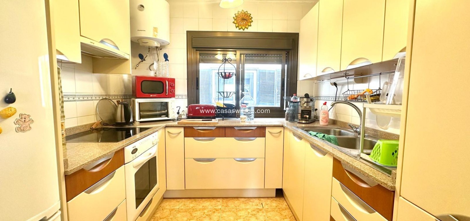 Sale - Apartment - Torrevieja - La Mata