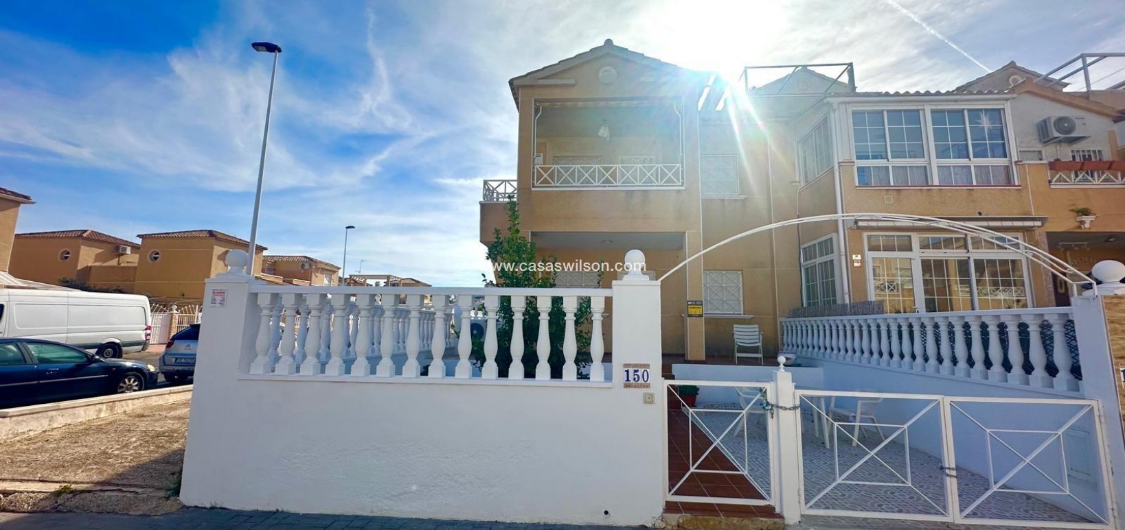 Sale - Bungalow - Torrevieja - Playa de los Locos