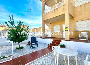 Sale - Bungalow - Torrevieja - Playa de los Locos