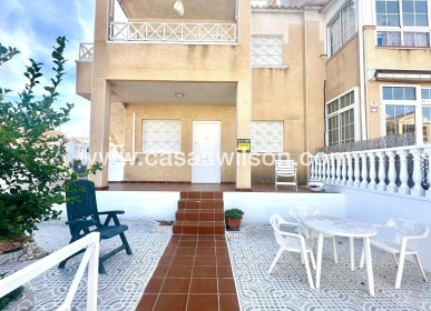 Sale - Bungalow - Torrevieja - Playa de los Locos