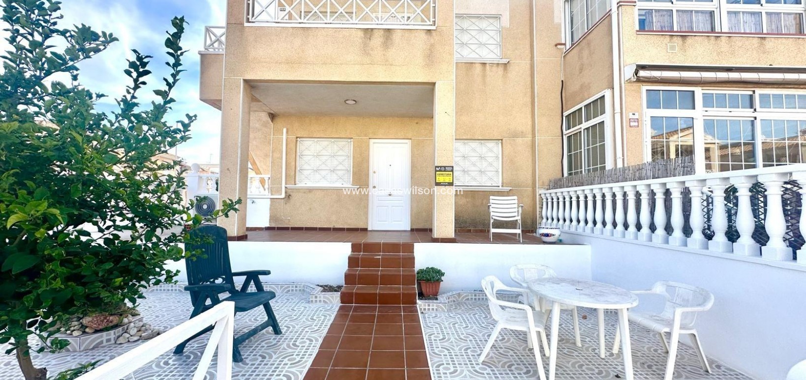 Sale - Bungalow - Torrevieja - Playa de los Locos