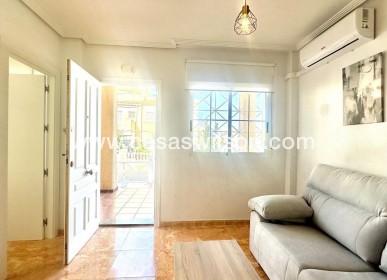 Sale - Bungalow - Torrevieja - Playa de los Locos
