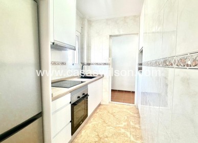 Sale - Bungalow - Torrevieja - Playa de los Locos