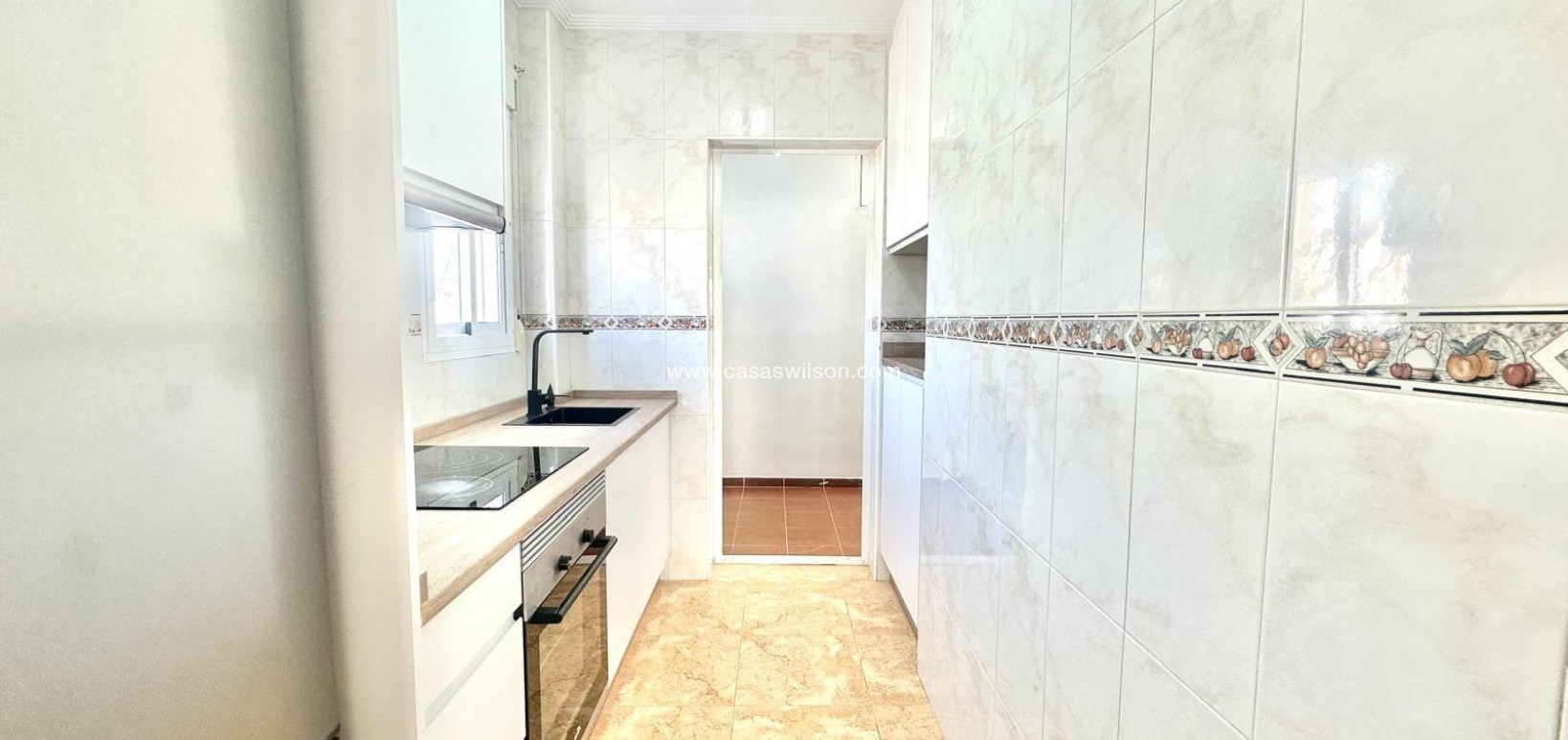 Sale - Bungalow - Torrevieja - Playa de los Locos