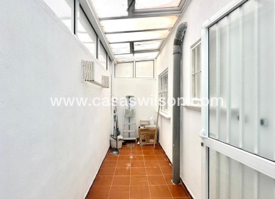 Sale - Bungalow - Torrevieja - Playa de los Locos