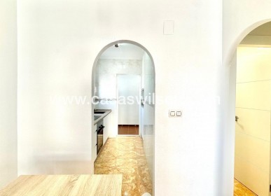 Sale - Bungalow - Torrevieja - Playa de los Locos