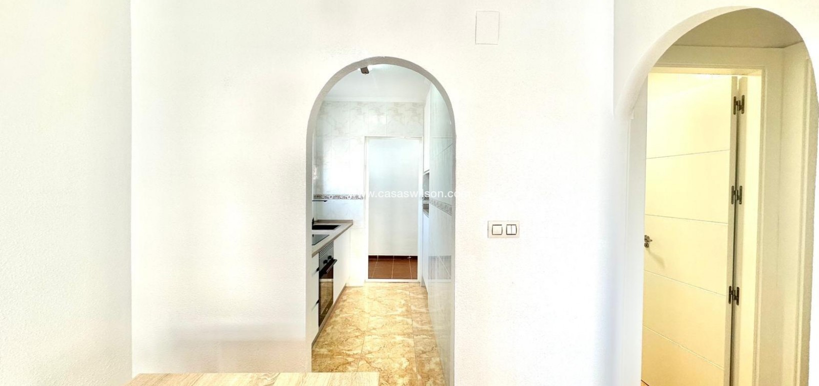 Sale - Bungalow - Torrevieja - Playa de los Locos