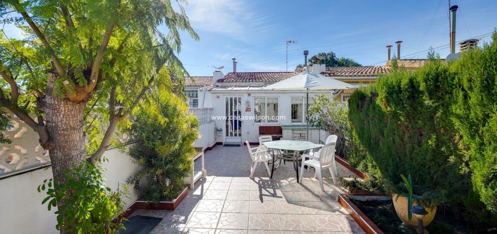 Sale - Villa - Torrevieja - Calas blanca