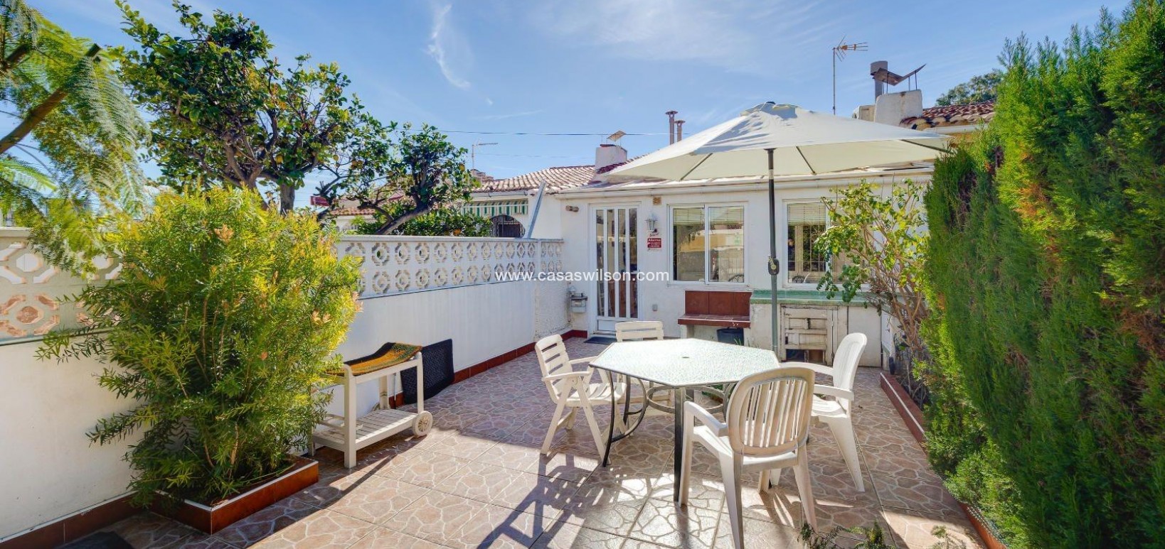 Sale - Villa - Torrevieja - Calas blanca