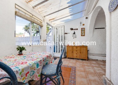 Sale - Villa - Torrevieja - Calas blanca