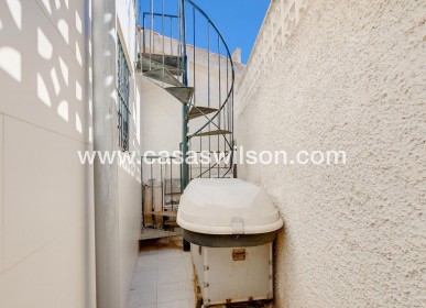 Sale - Villa - Torrevieja - Calas blanca