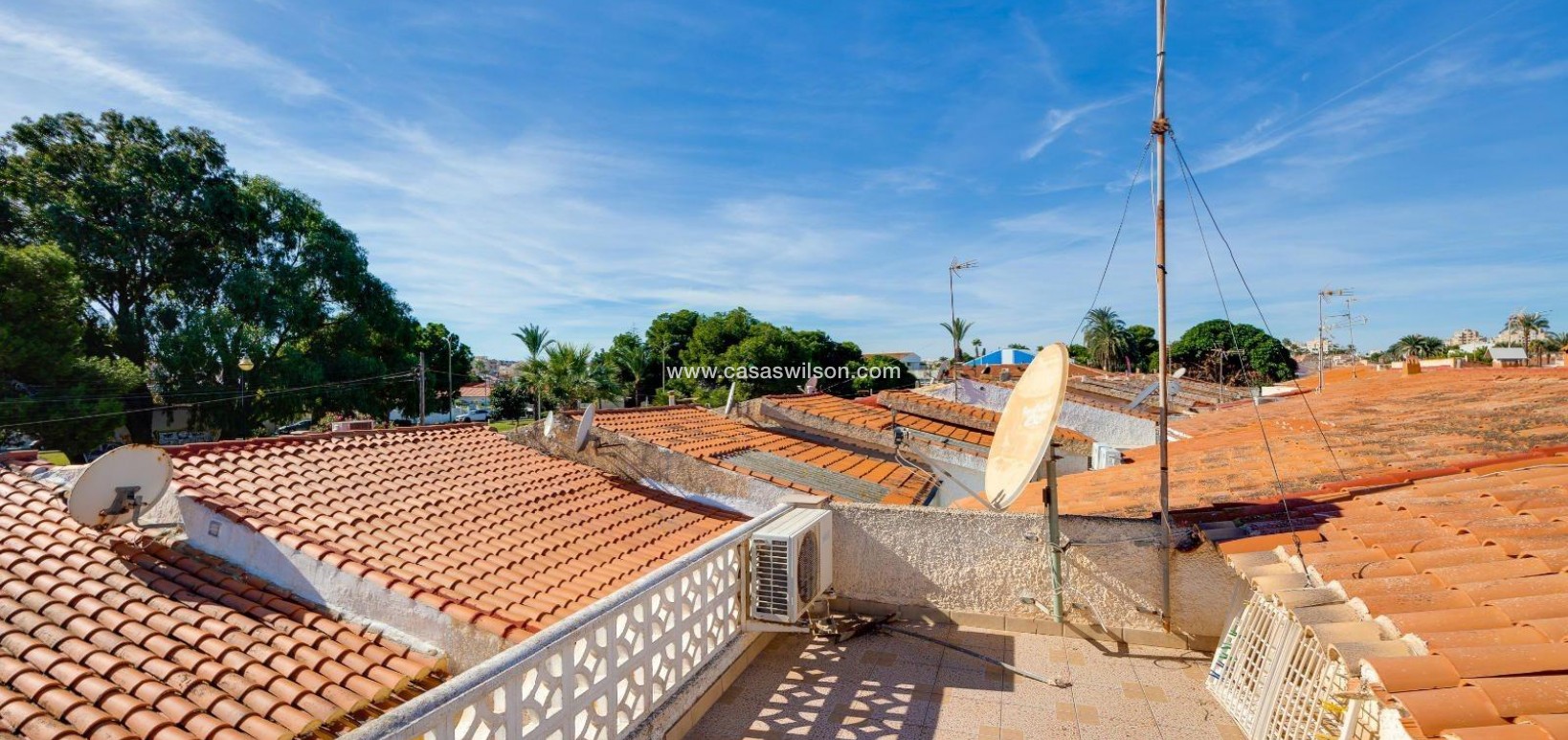 Sale - Villa - Torrevieja - Calas blanca