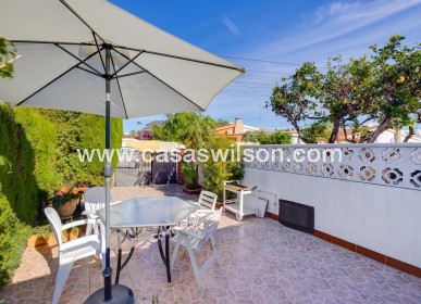 Sale - Villa - Torrevieja - Calas blanca