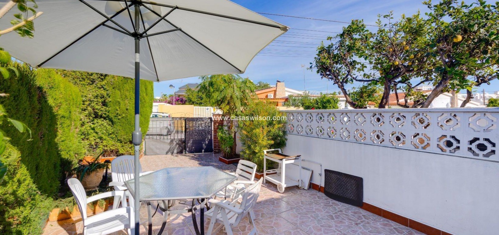 Sale - Villa - Torrevieja - Calas blanca