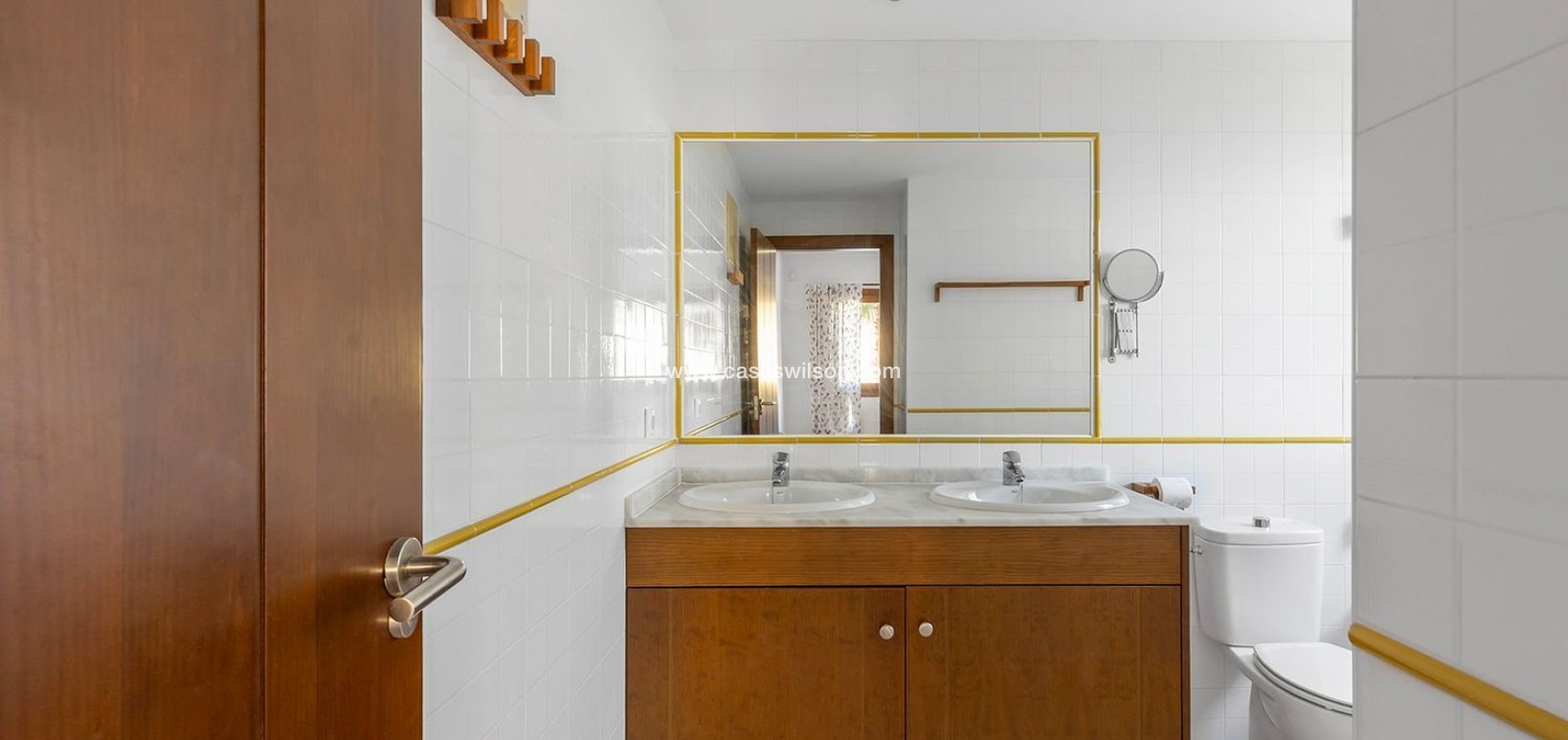 Sale - Apartment - Torrevieja - Punta prima