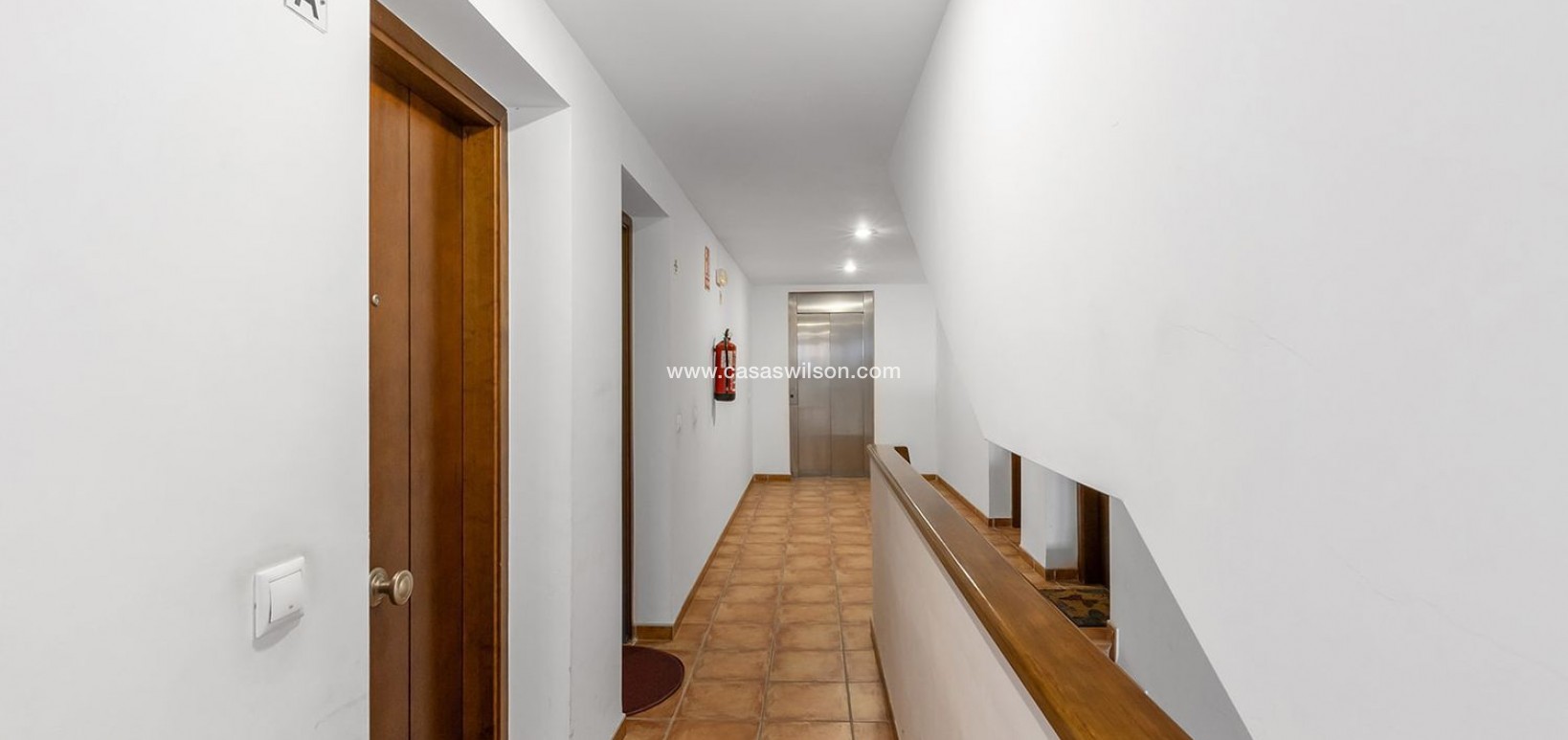 Sale - Apartment - Torrevieja - Punta prima