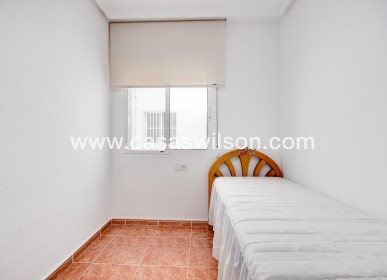 Sale - Apartment - Guardamar del Segura - Pueblo