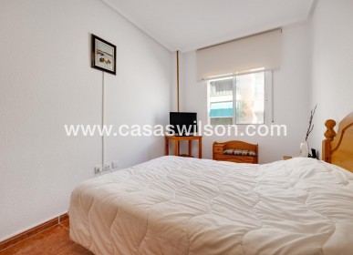 Sale - Apartment - Guardamar del Segura - Pueblo