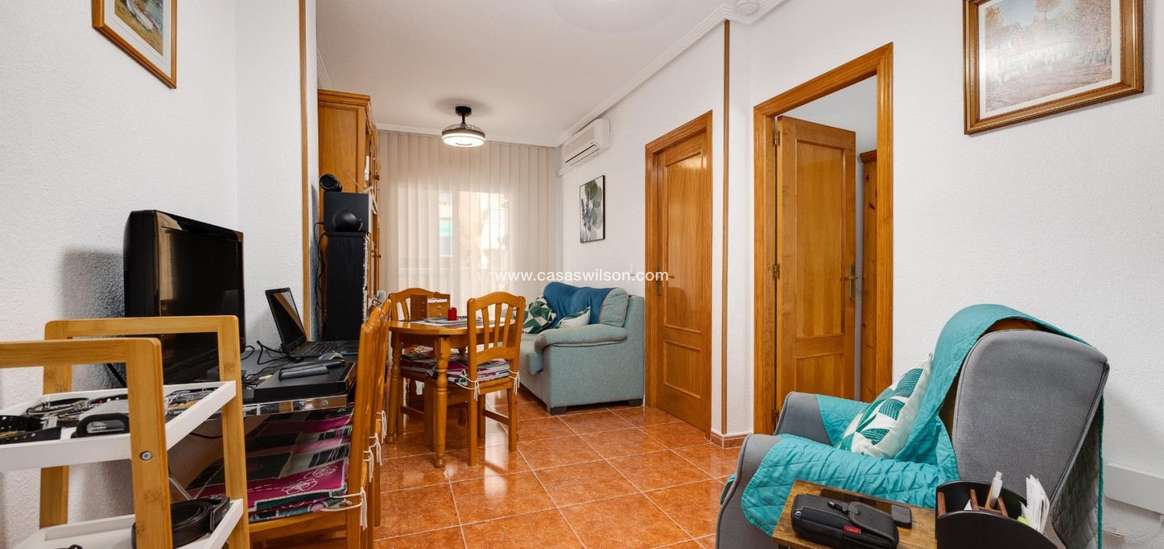Sale - Apartment - Guardamar del Segura - Pueblo