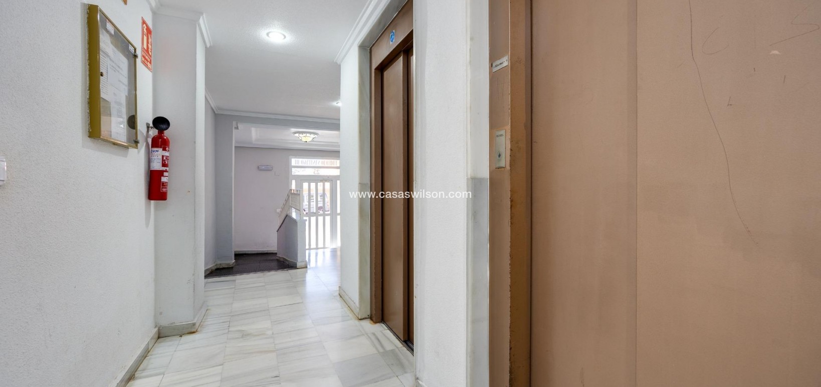 Sale - Apartment - Guardamar del Segura - Pueblo