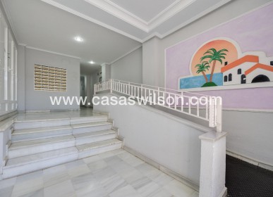 Sale - Apartment - Guardamar del Segura - Pueblo