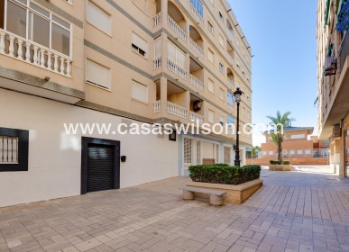 Sale - Apartment - Guardamar del Segura - Pueblo