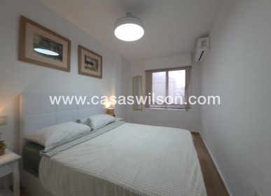 Sale - Apartment - Torrevieja - Cala Ferris
