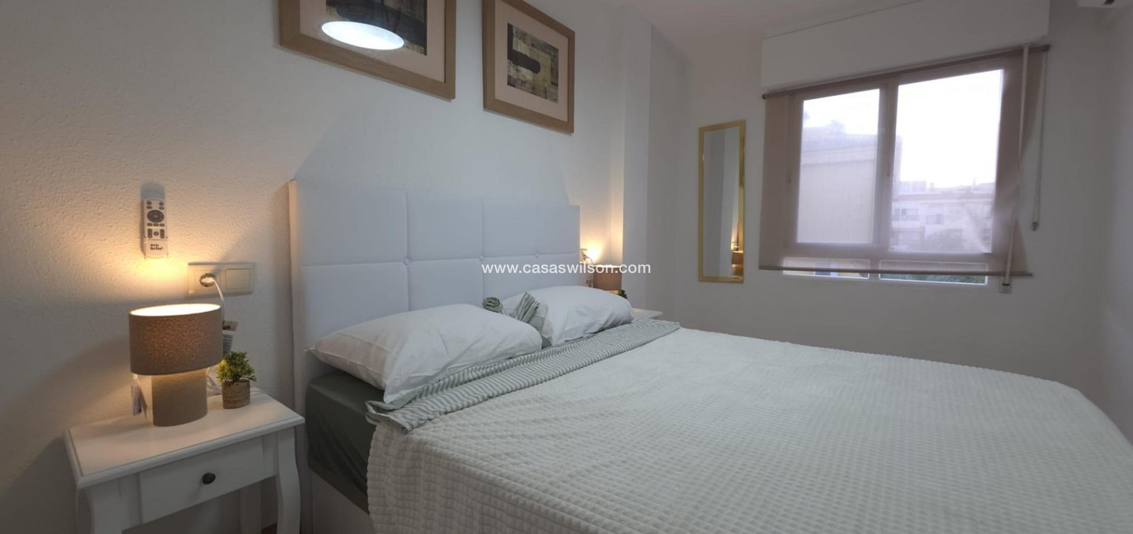 Sale - Apartment - Torrevieja - Cala Ferris