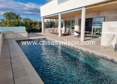 Venta - Chalet - Benijofar