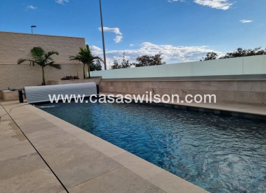 Venta - Chalet - Benijofar