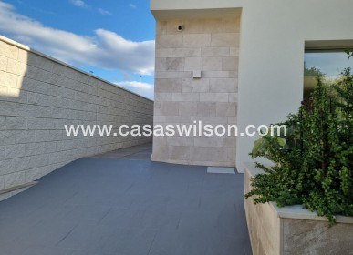 Venta - Chalet - Benijofar