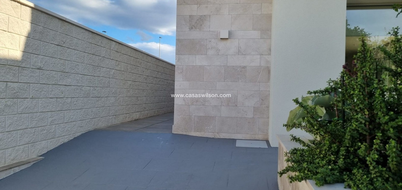 Venta - Chalet - Benijofar