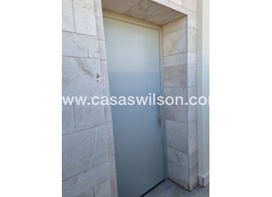 Venta - Chalet - Benijofar