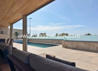 Venta - Chalet - Benijofar