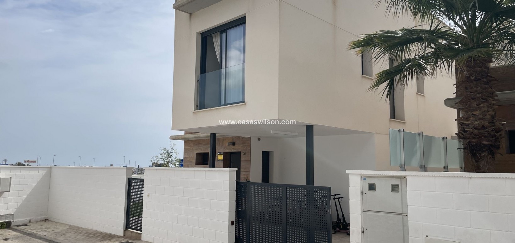 Venta - Chalet - Cabo Roig