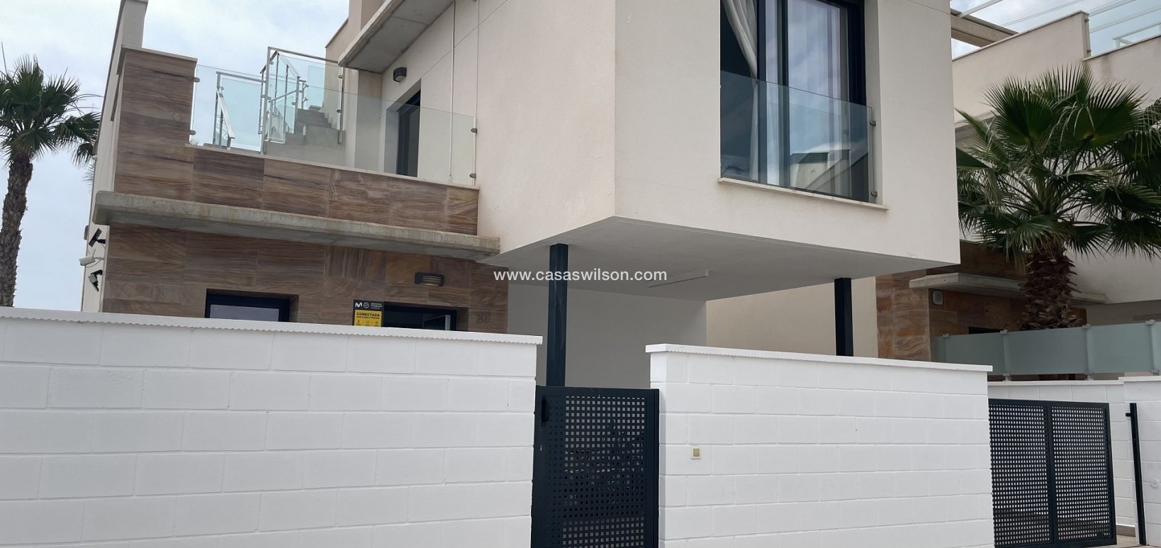 Venta - Chalet - Cabo Roig