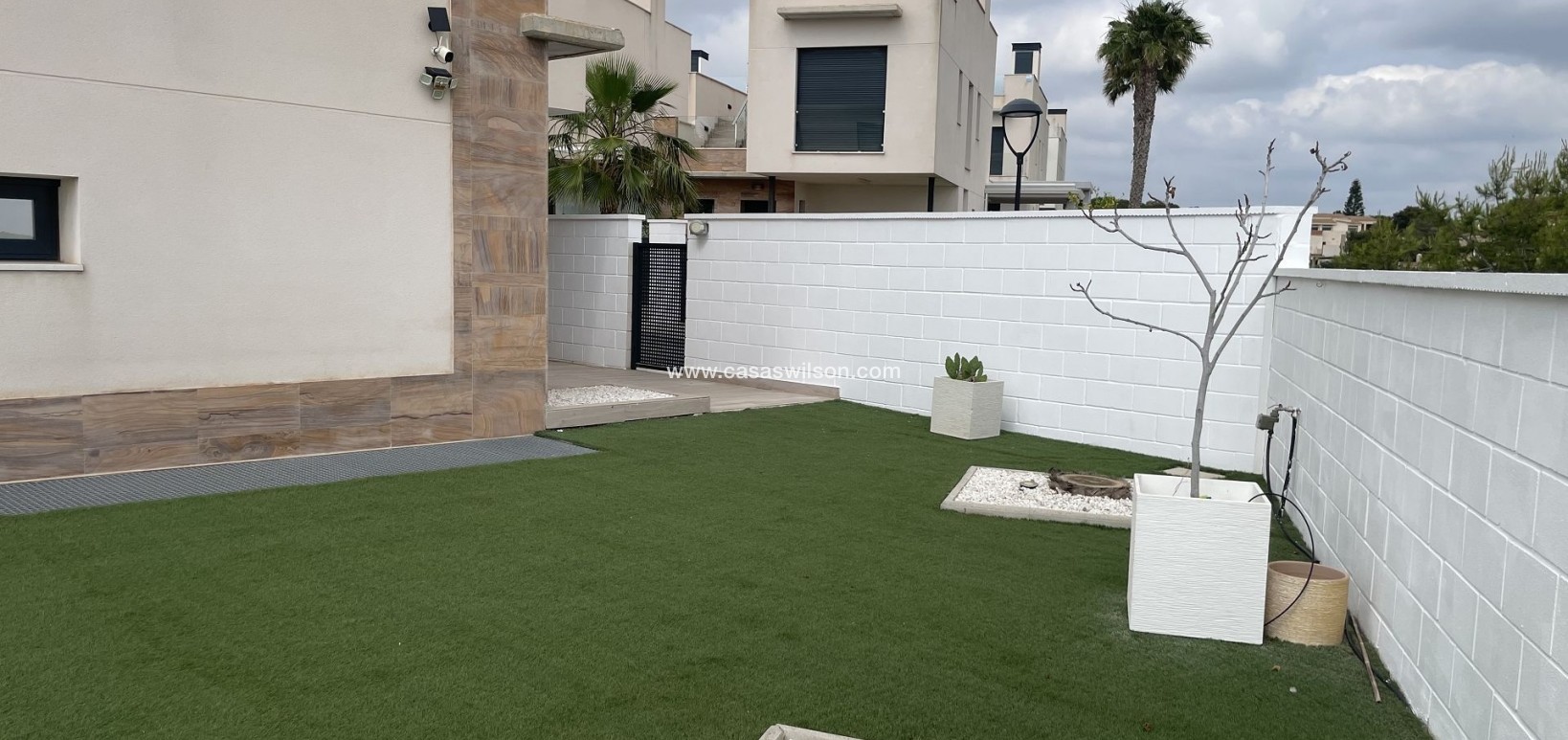 Venta - Chalet - Cabo Roig