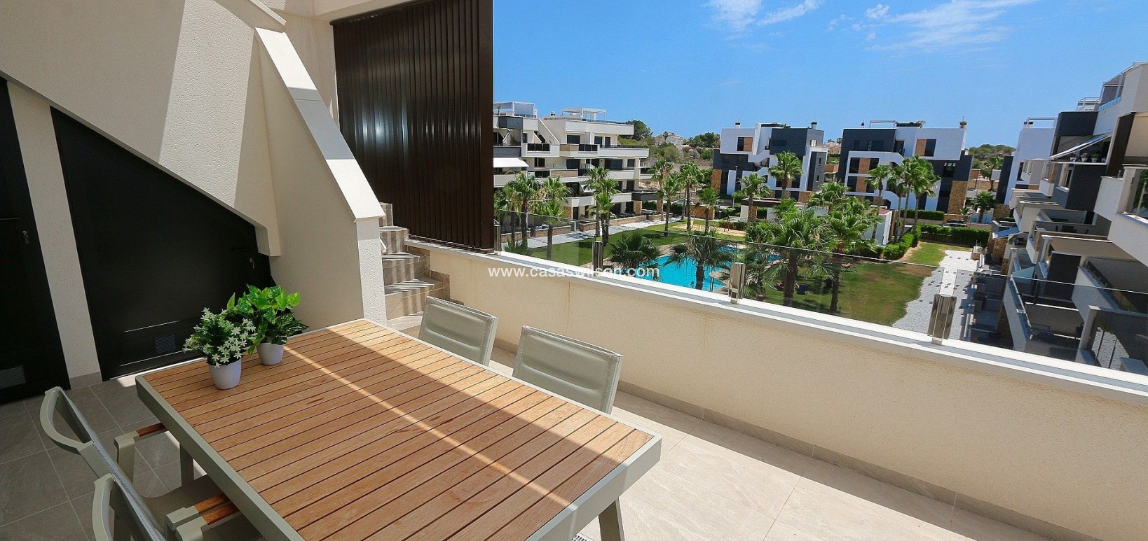 Sale - Apartment - Los Altos