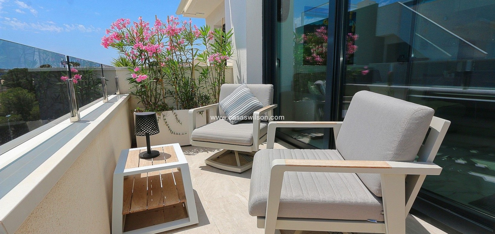 Sale - Apartment - Los Altos